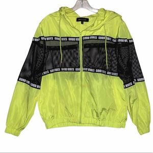 New Look fishnet windbreaker size Small